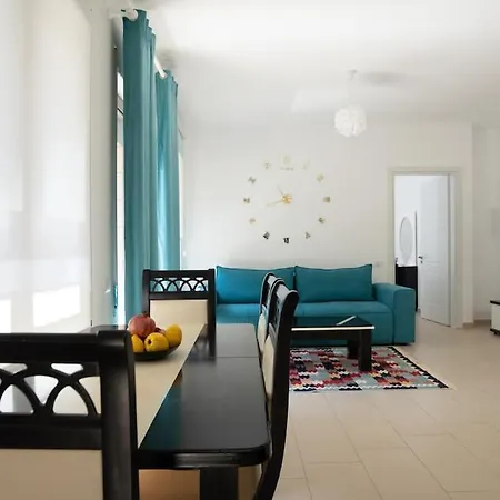 Coastal Apartment-pool-spa-parking Vlorë