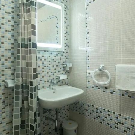 Coastal Apartment-pool-spa-parking Appartement Vlorë