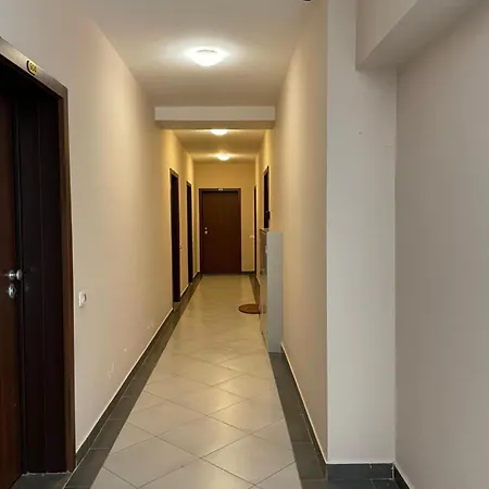 Coastal Apartment-pool-spa-parking Appartement Vlorë