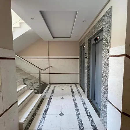Coastal Apartment-pool-spa-parking Appartement *