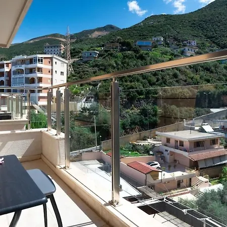Coastal Apartment-pool-spa-parking Appartement