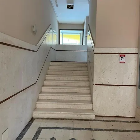 Appartement Coastal Apartment-pool-spa-parking