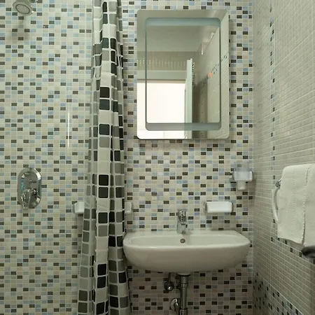 Coastal Apartment-pool-spa-parking Appartement *